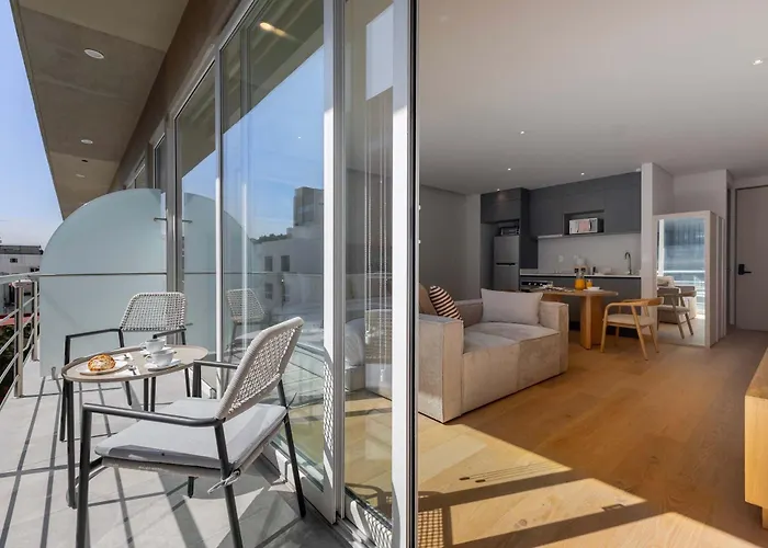 Apartment 412 Std A Capitalia Urban With Balcony And Gym