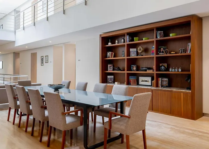 412 Std A Capitalia Urban With Balcony And Gym *